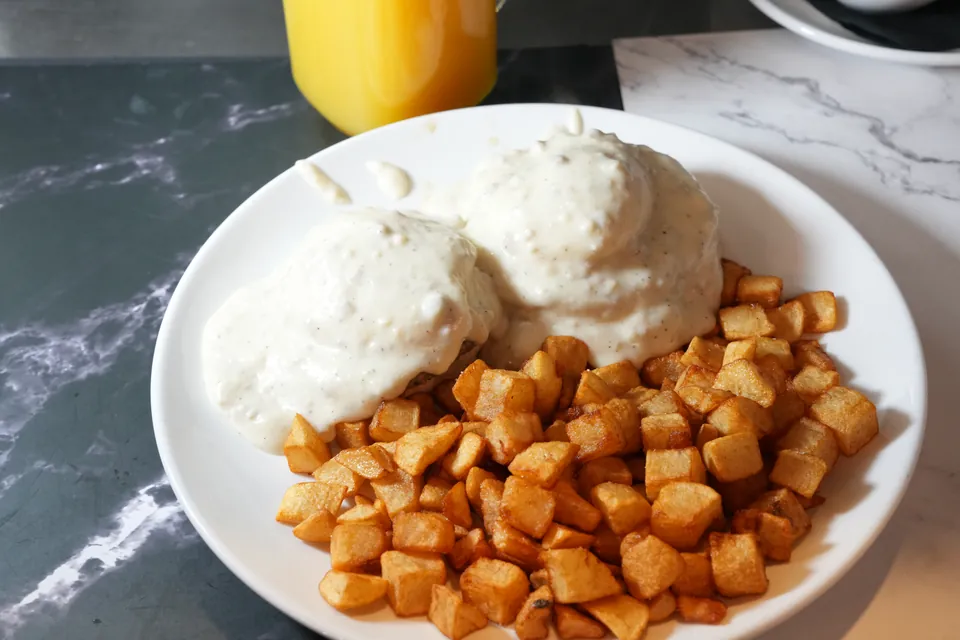 Biscuits & Gravy Combo